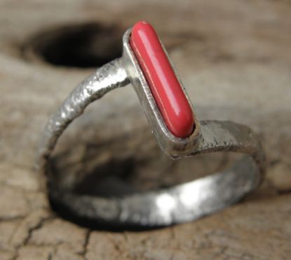 Bild von Recycling Ring mit rotem Kondensator